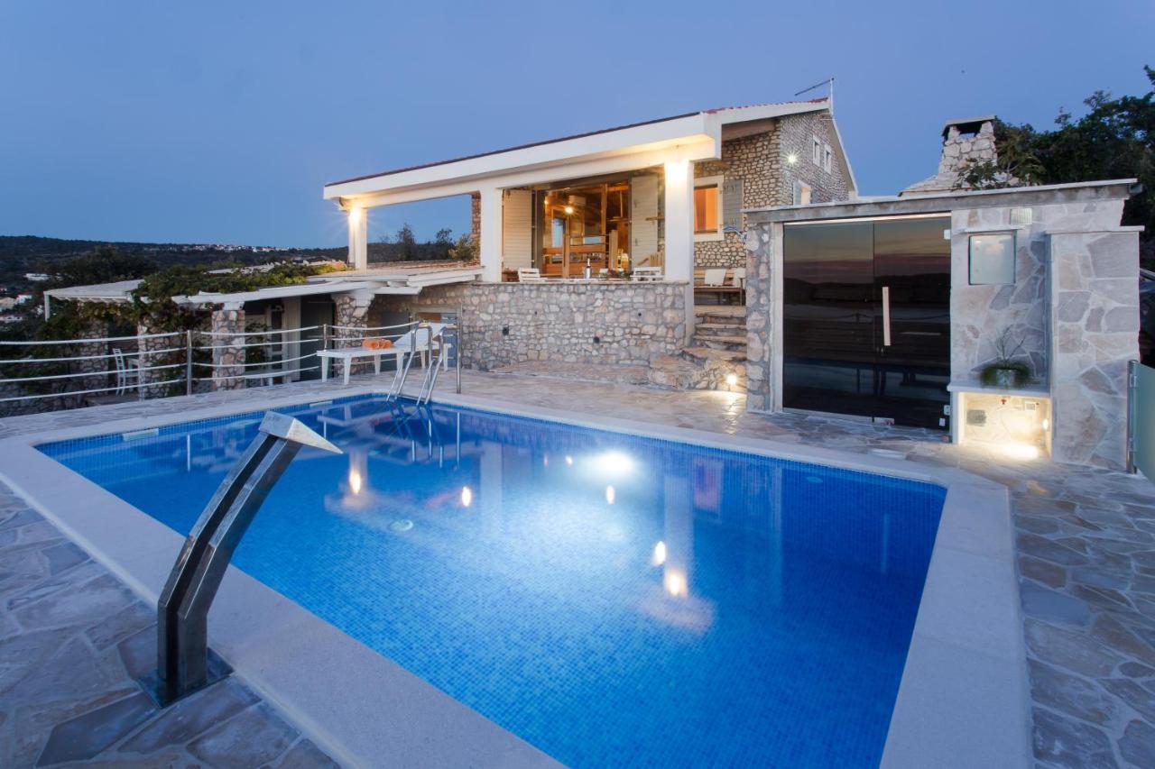 Villa Stone House With Swimming Pool & Sauna, Beach, Sevid Exterior foto