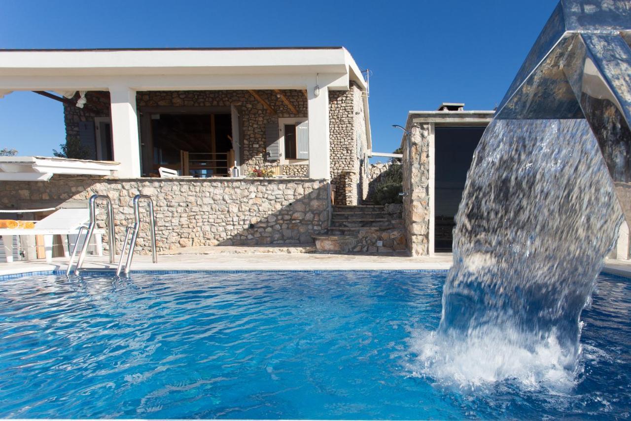 Villa Stone House With Swimming Pool & Sauna, Beach, Sevid Exterior foto